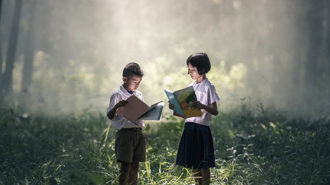 membaca puisi poetry