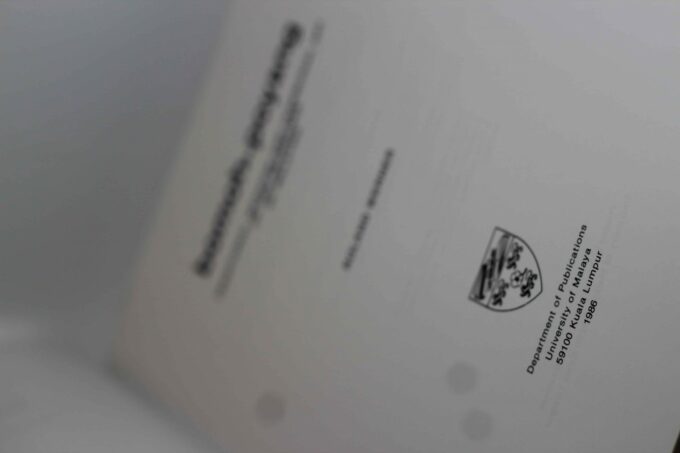 Bomoh-Poyang: Traditional Medicine and Ceremonial Art of the Aborigines of Malaysia